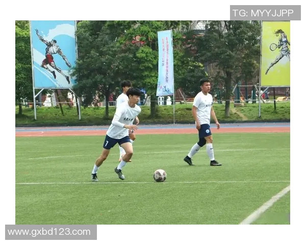 梦中足球赛场的激情与挑战让我重拾对生活的热爱与追求